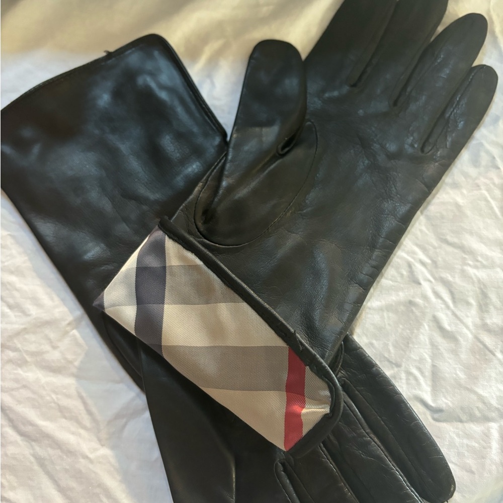 Burberry Black Leather Gloves